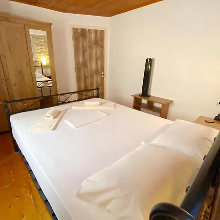 Apartment The Old Town Experience - Next To Liston